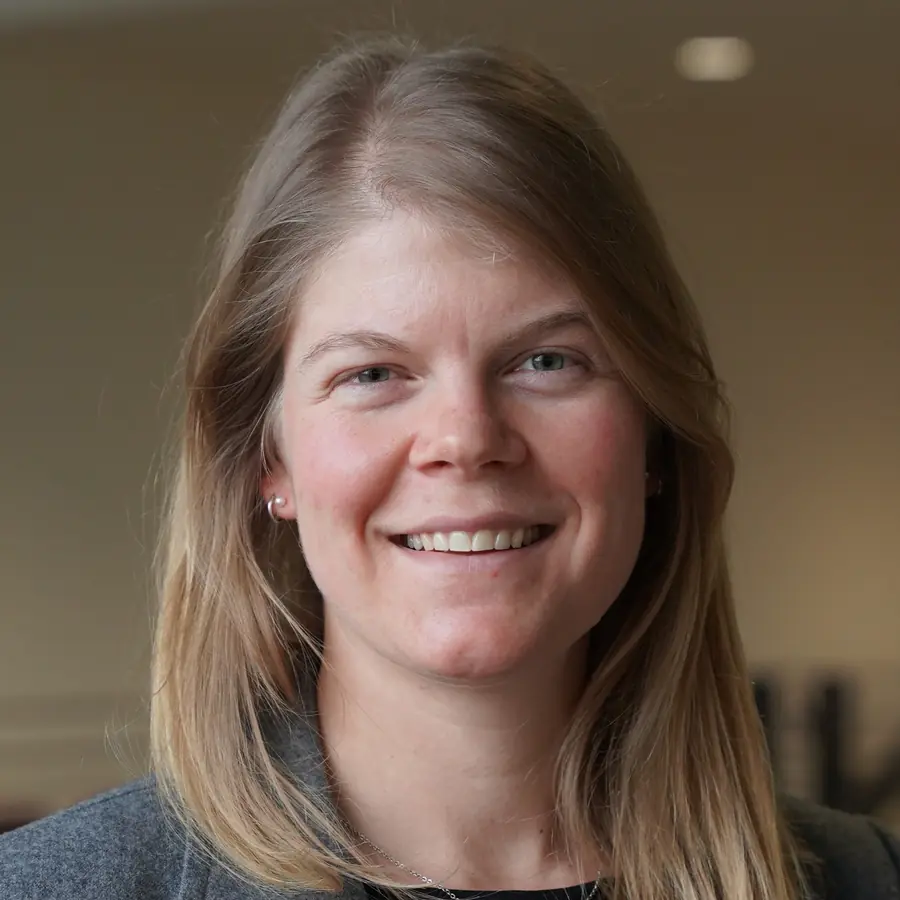 Leslie Neu-Lamping | Policy Analyst